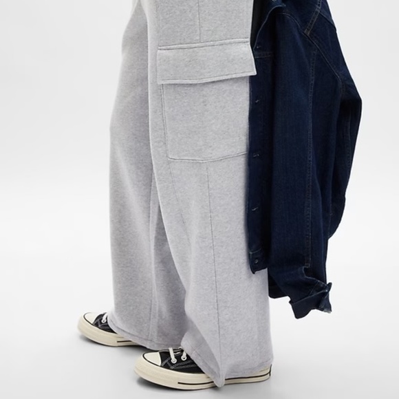 ❤️ NEW! GAP Vintage Soft Cargo Sweatpants Joggers w/Drawstring at Ankles - Picture 8 of 8